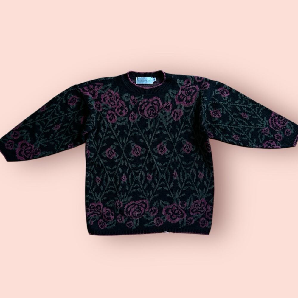 Vtg 80’s Sweater Black Pink Roses AOP Colorful Flowers Grandmacore Kawaii Fairy